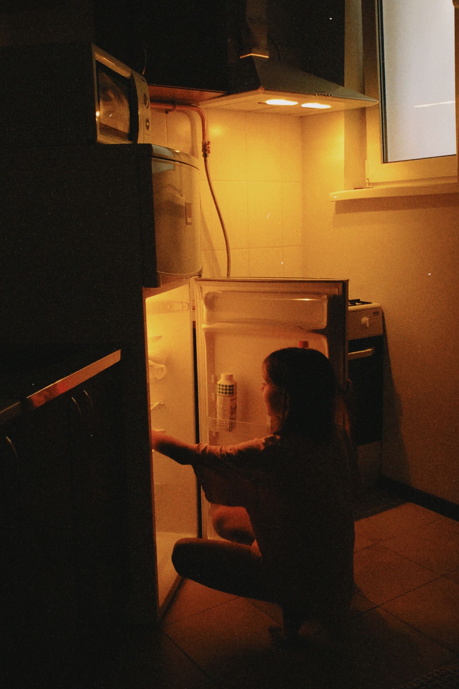 Cómo controlar el picoteo nocturno sin pasar hambre