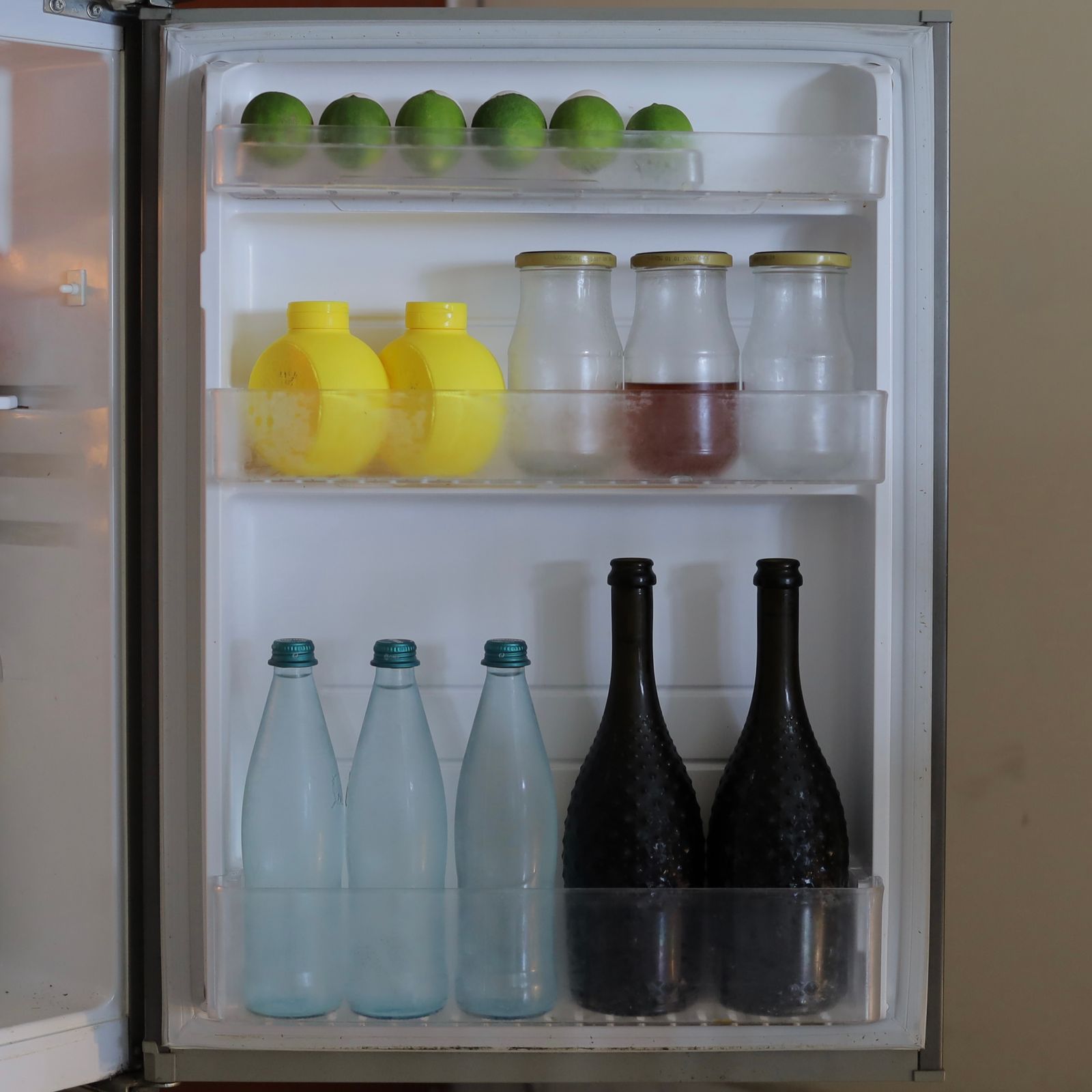 Cómo organizar la nevera para que la comida te dure más